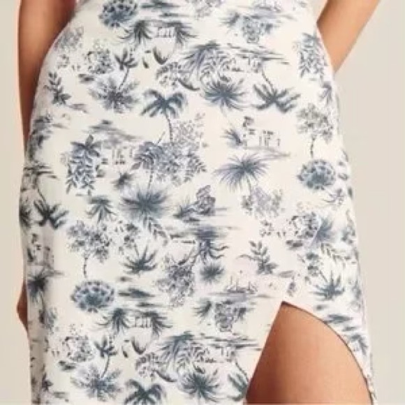 abercrombie & fitch linen blend halter top + midi skirt set. worn once. - Picture 4 of 10